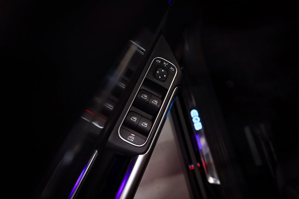 Mercedes EQB350 AMG Line 4Matic 7prs 5d