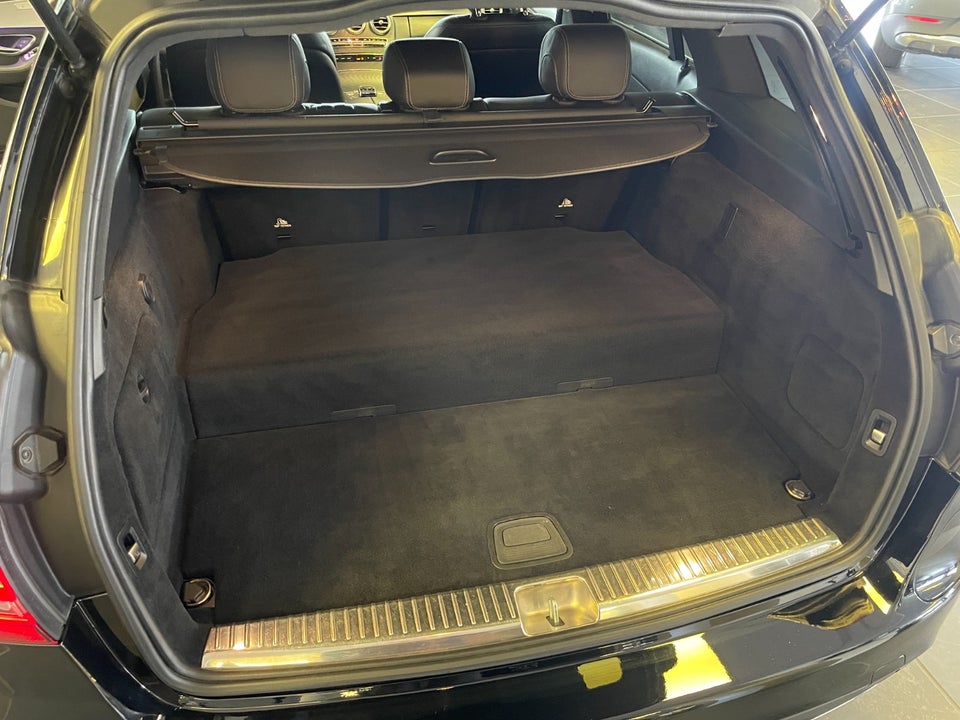 Mercedes C300 de 2,0 AMG Line aut. 4d