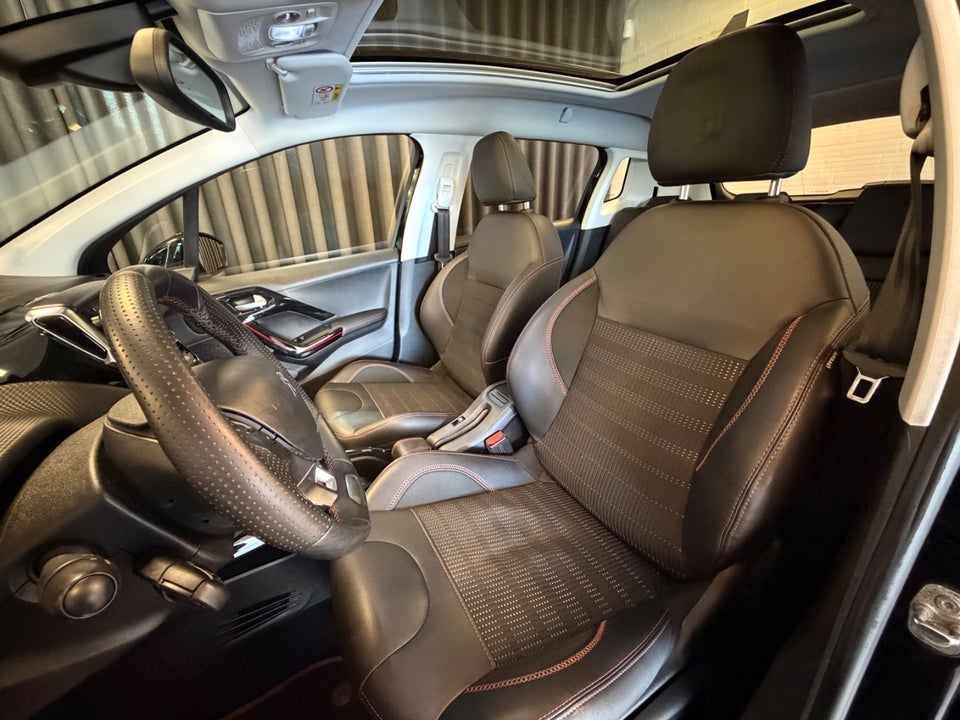 Peugeot 2008 1,5 BlueHDi 120 GT Line Sky EAT6 5d