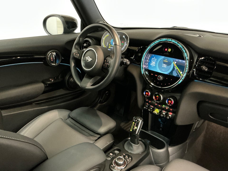 MINI Cooper SE Maximise 3d