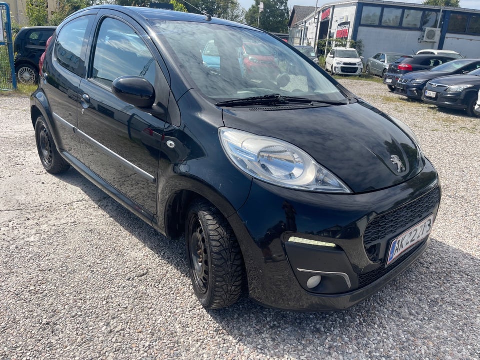 Peugeot 107 1,0 Sportium 5d