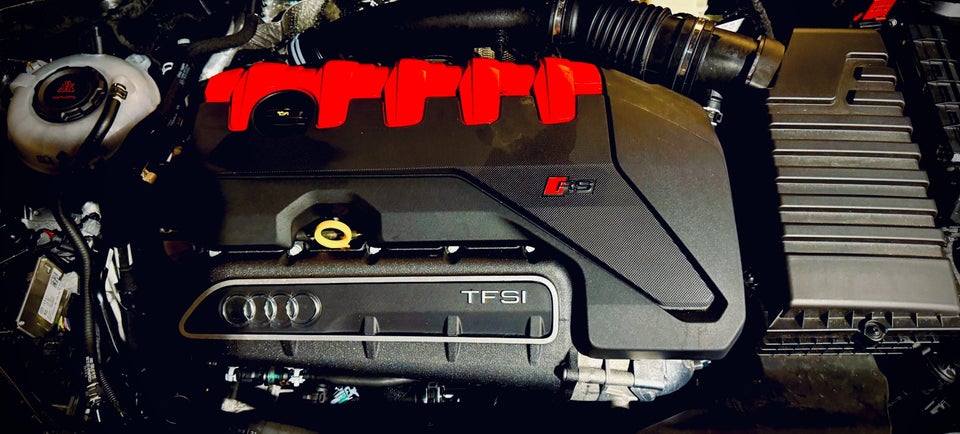 Audi TT RS 2,5 TFSi Coupé quattro S-tr. 2d