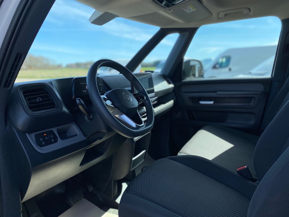 VW ID.Buzz 77 Style Van 5d