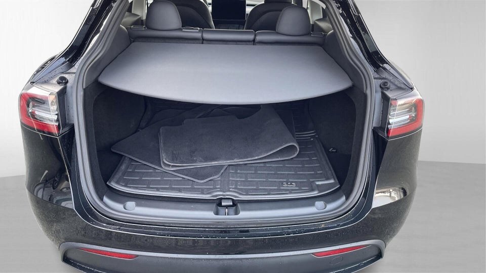 Tesla Model Y Performance AWD 5d