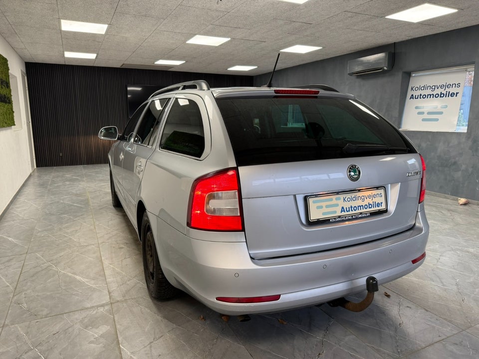 Skoda Octavia 1,2 TSi 105 Ambiente Combi 5d