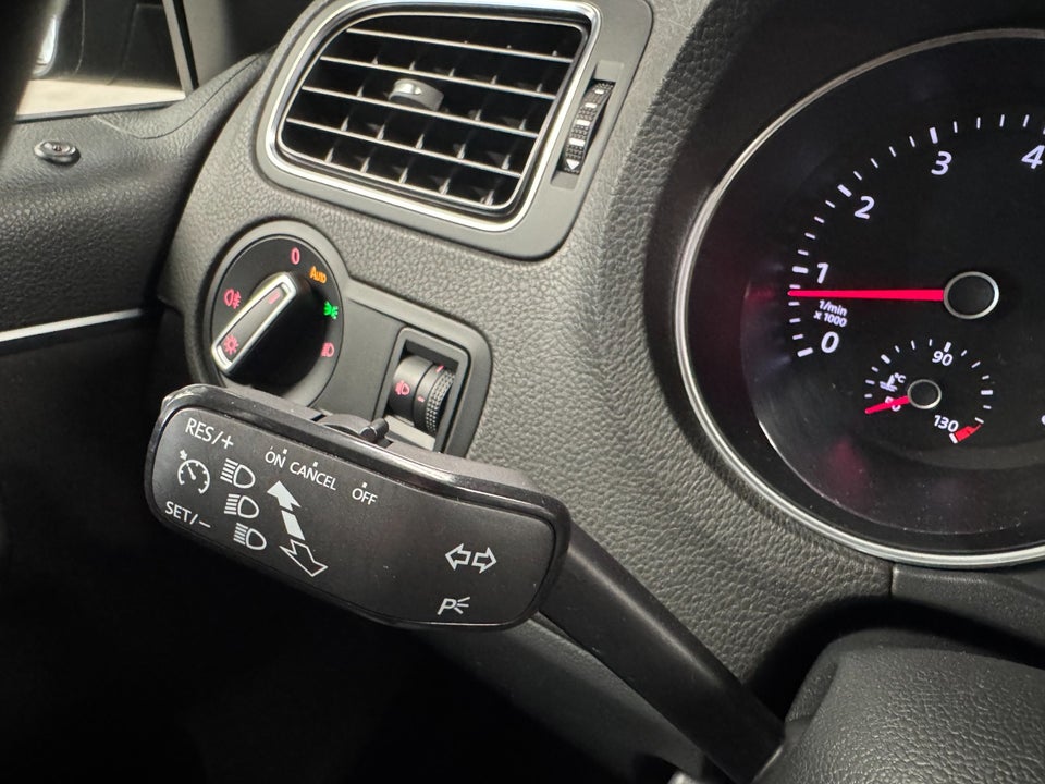 VW Polo 1,0 Comfortline BMT 5d