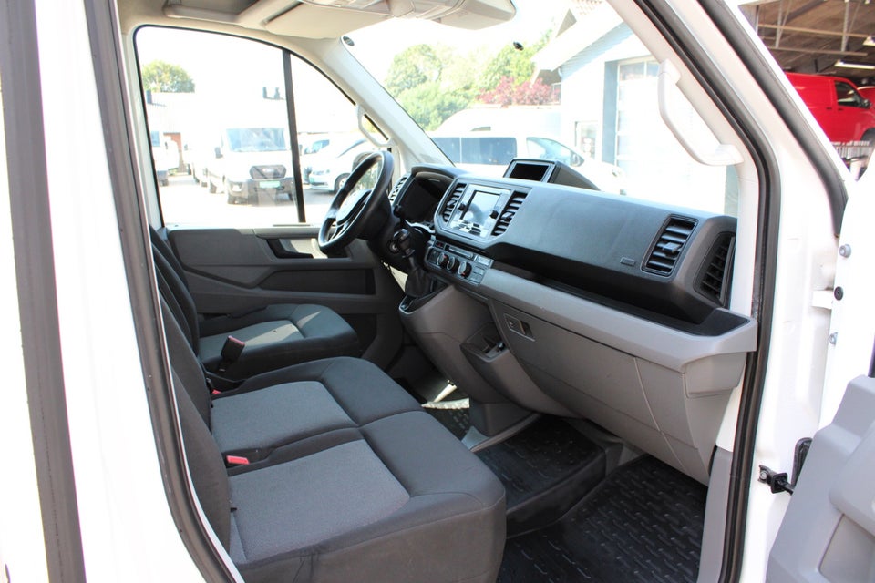 VW Crafter 35 2,0 TDi 177 Kassevogn L3H3