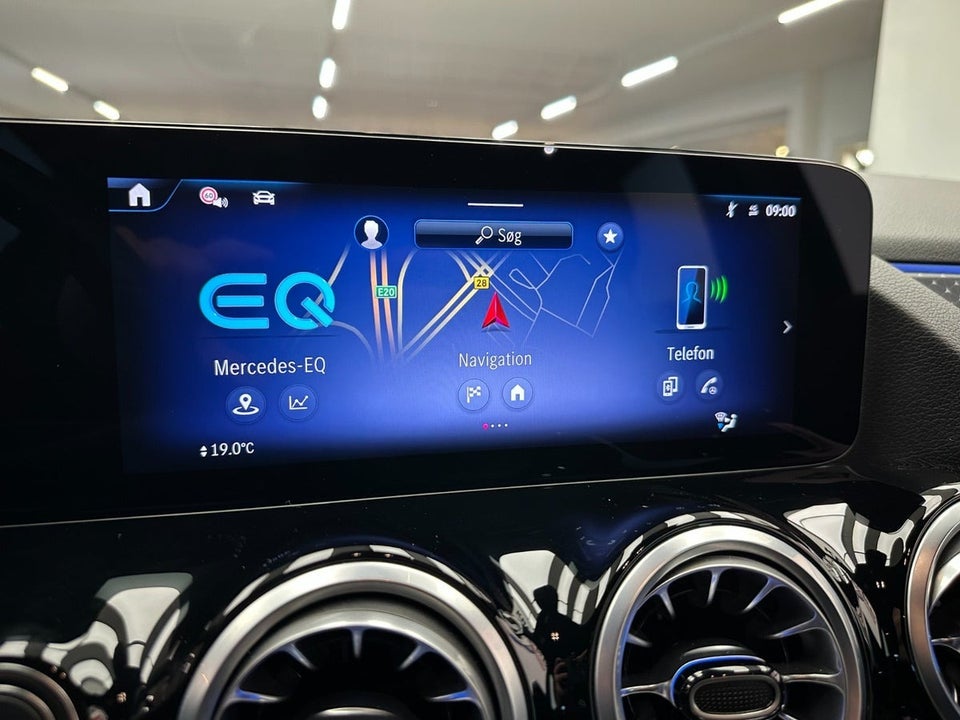 Mercedes EQA250+ Progressive 5d