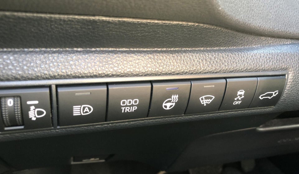 Toyota Corolla 1,8 Hybrid Style Touring Sports e-CVT 5d