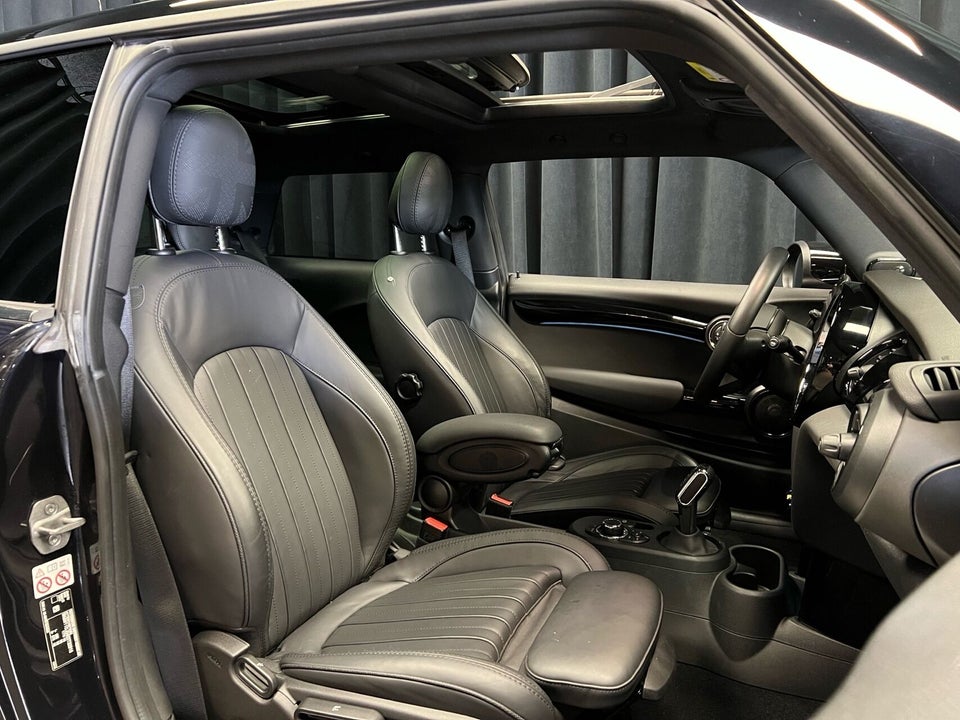 MINI Cooper SE Yours Trim 3d