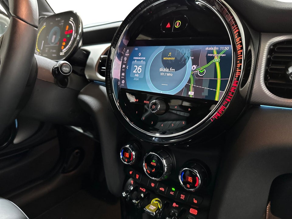 MINI Cooper SE Maximise 3d