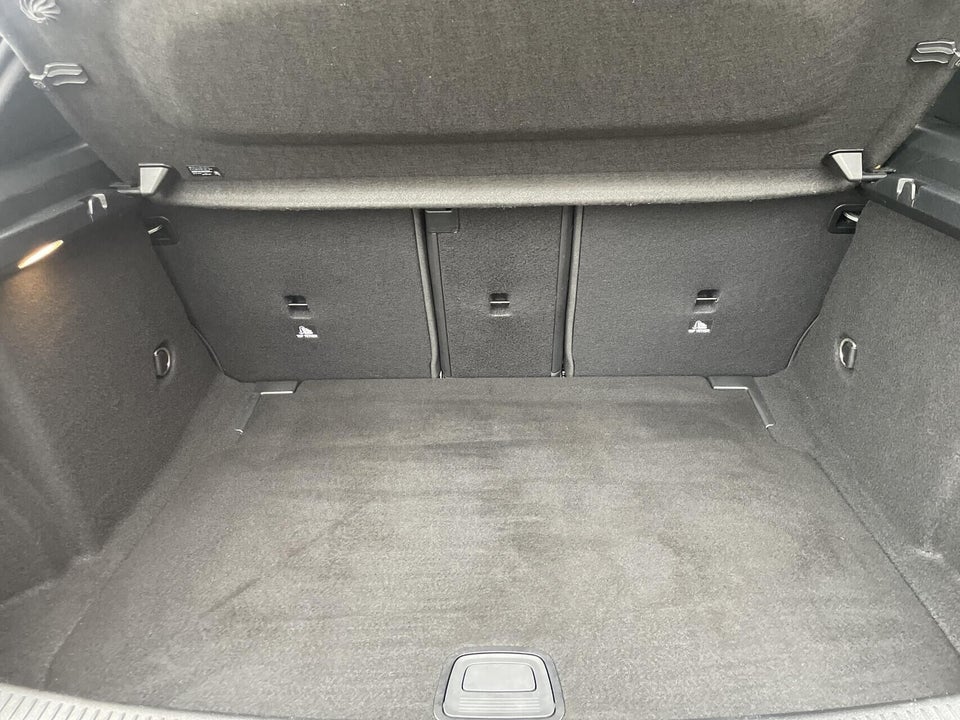 Mercedes A200 1,3 Progressive Line aut. 5d