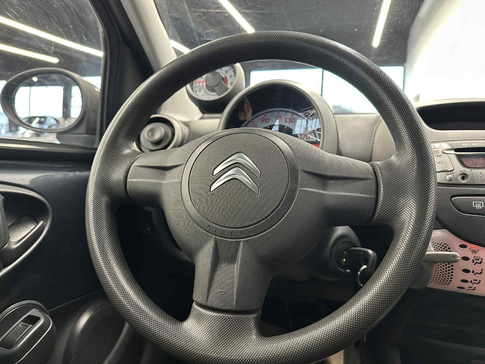 Citroën C1 1,0i Exclusive 5d