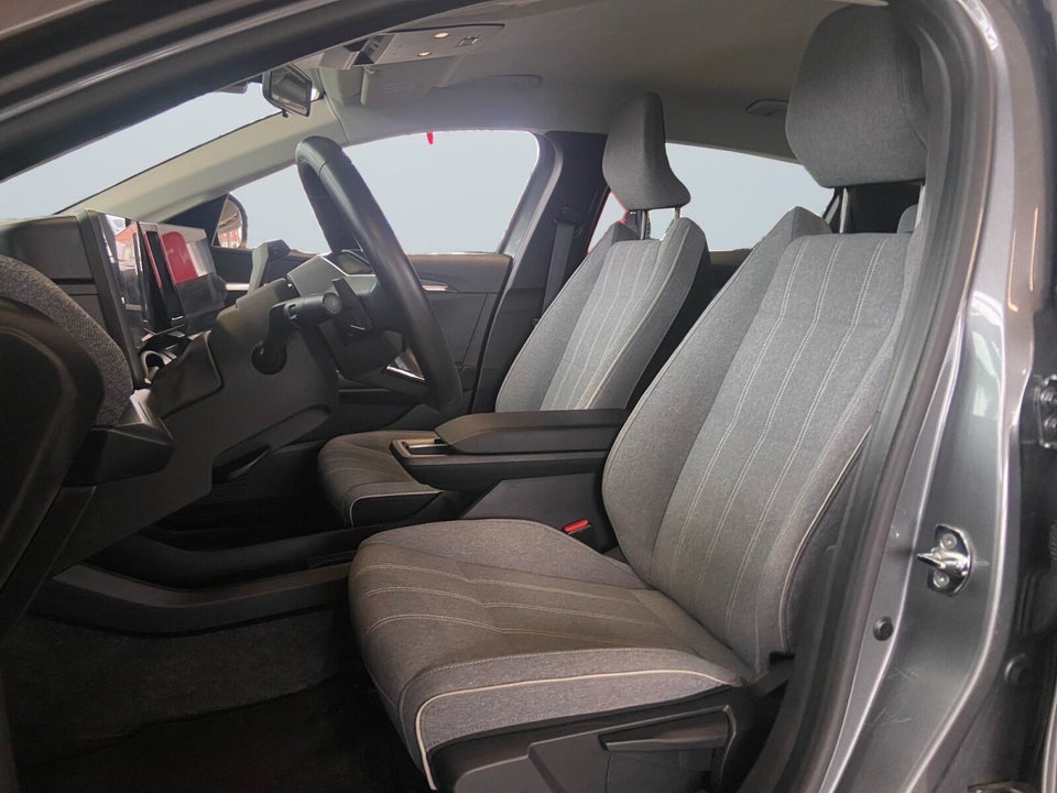 Renault Megane E-Tech 40 Equilibre 5d