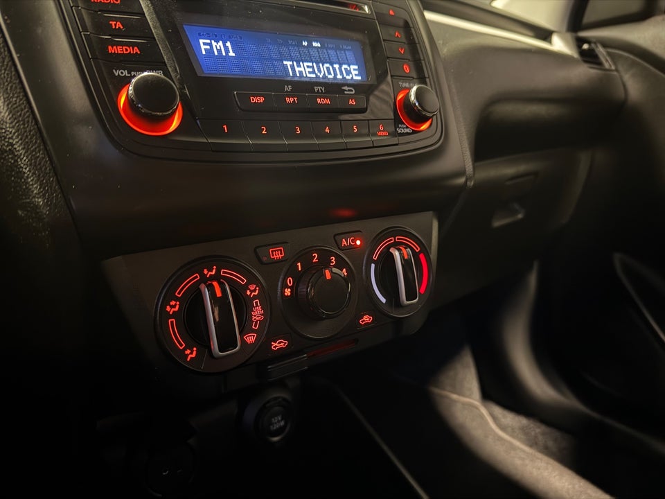 Suzuki Swift 1,2 Dualjet Action Gold 5d