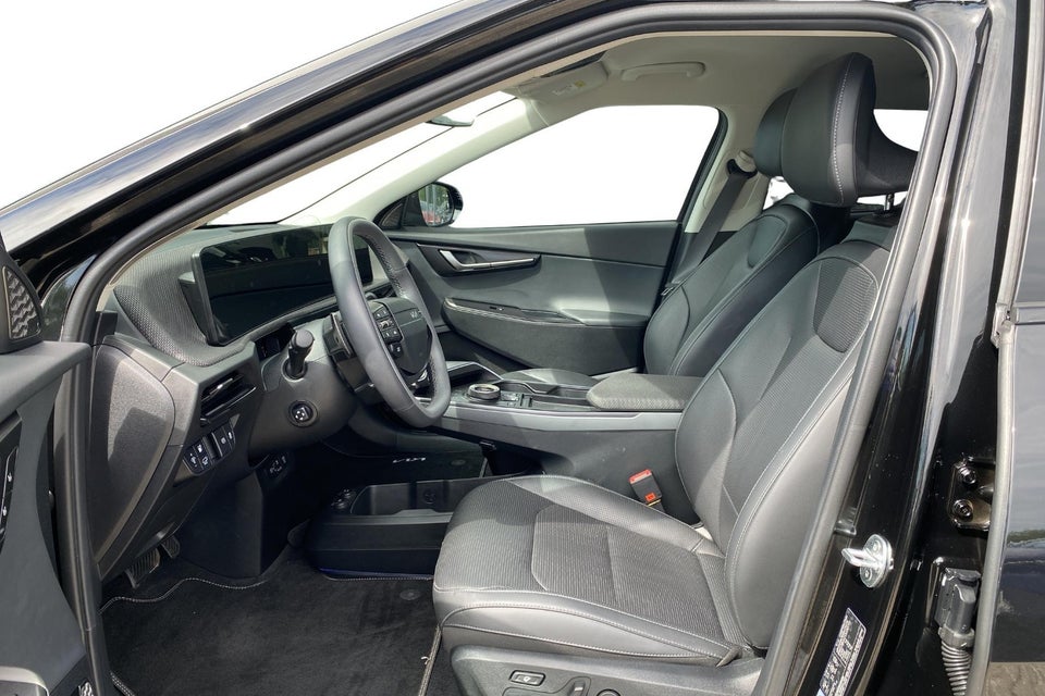 Kia EV6 84 Long Range Upgrade 5d