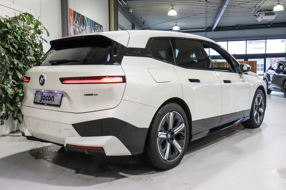 BMW iX xDrive40 M-Sport 5d