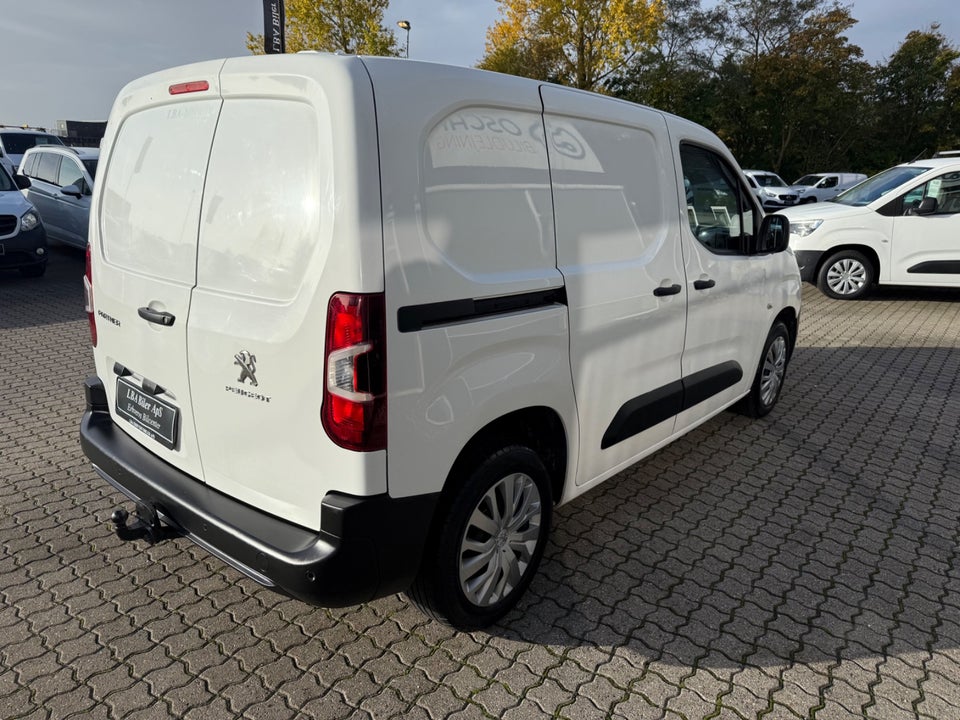 Peugeot Partner 1,5 BlueHDi 100 L1V2 Plus Van