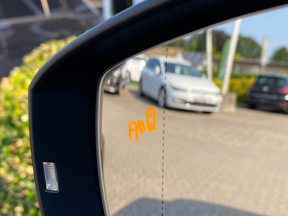 VW T-Roc 1,5 TSi 150 R-line DSG 5d