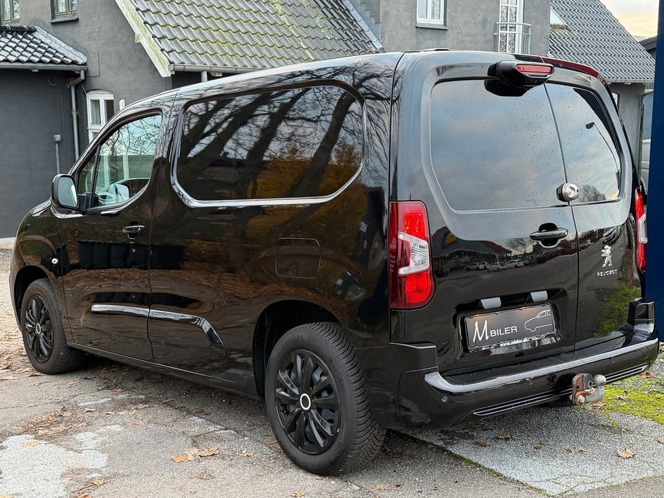 Peugeot Partner 1,5 BlueHDi 130 L1V2 Ultimate EAT8 Van