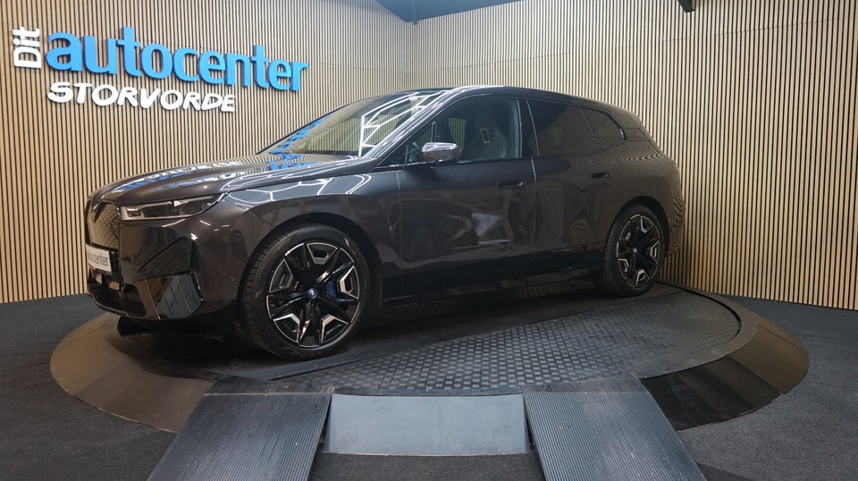 BMW iX xDrive40 Sport 5d
