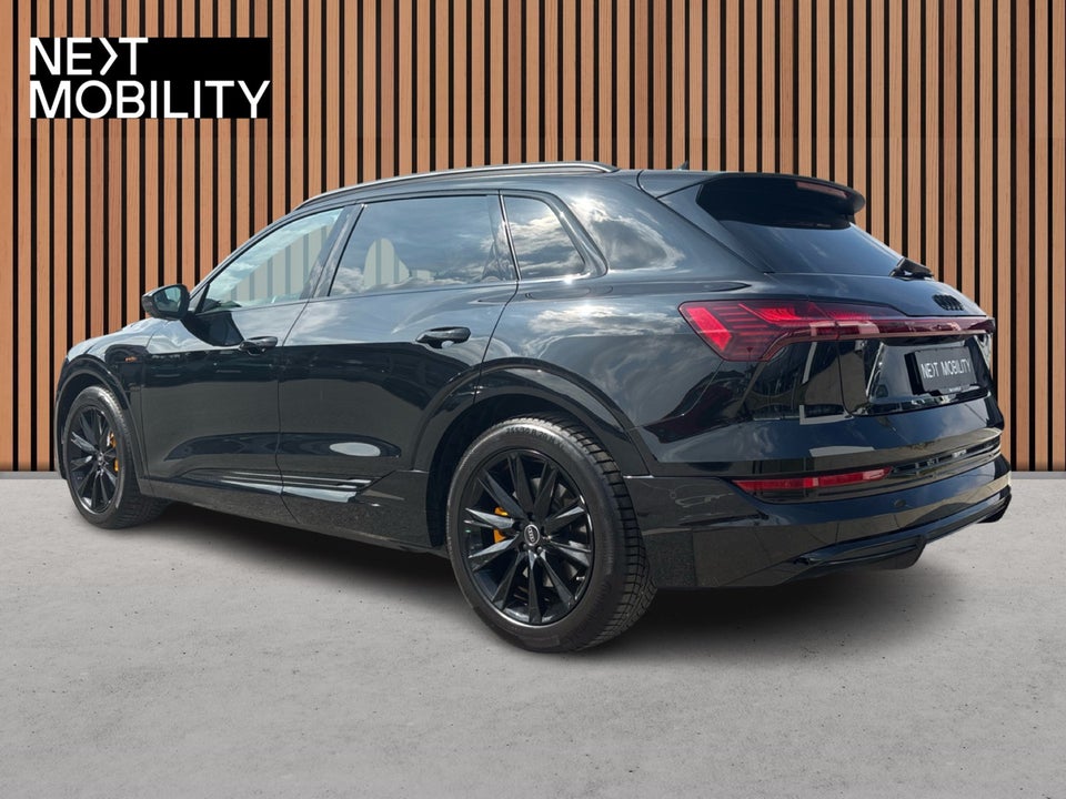 Audi e-tron 55 S-line quattro 5d
