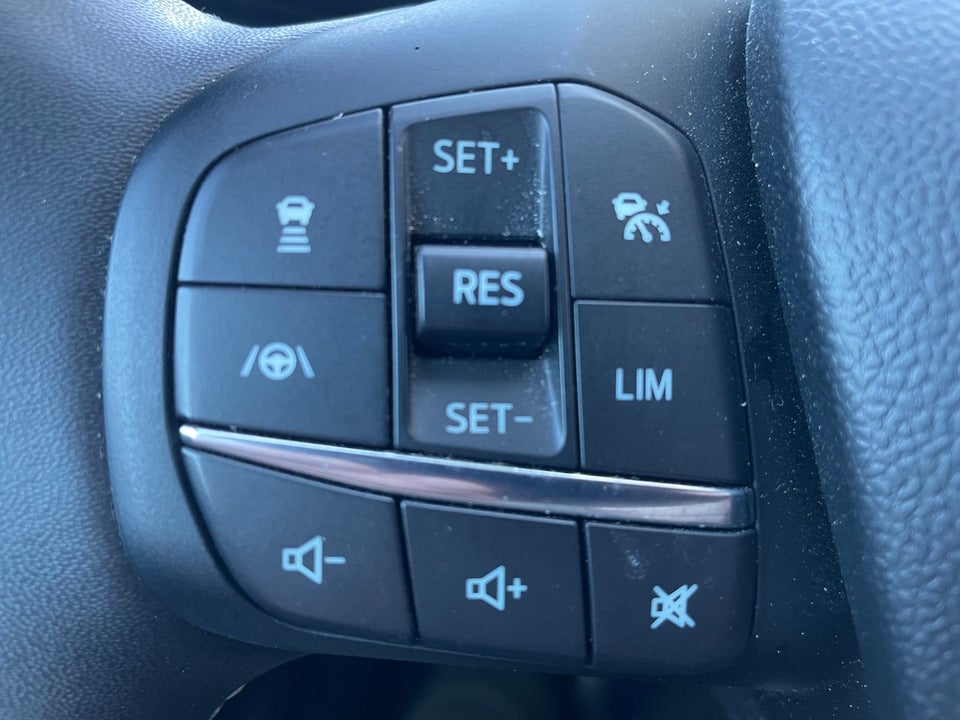 Ford Puma 1,0 EcoBoost mHEV Titanium DCT 5d