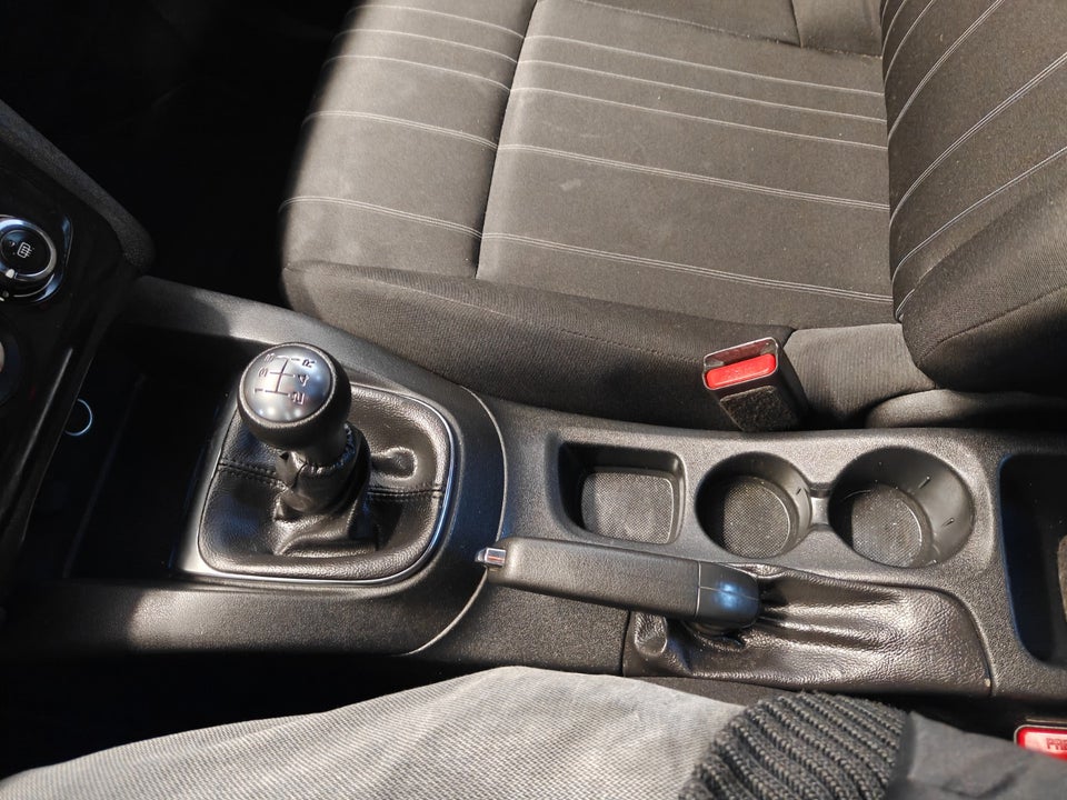 Citroën C4 1,6 BlueHDi 100 Feel 5d