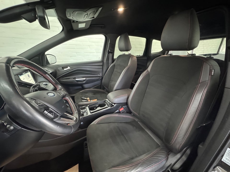 Ford Kuga 1,5 TDCi 120 ST-Line aut. Van 5d