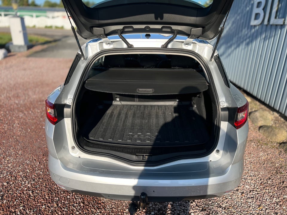 Renault Megane IV 1,2 TCe 100 Zen Sport Tourer 5d