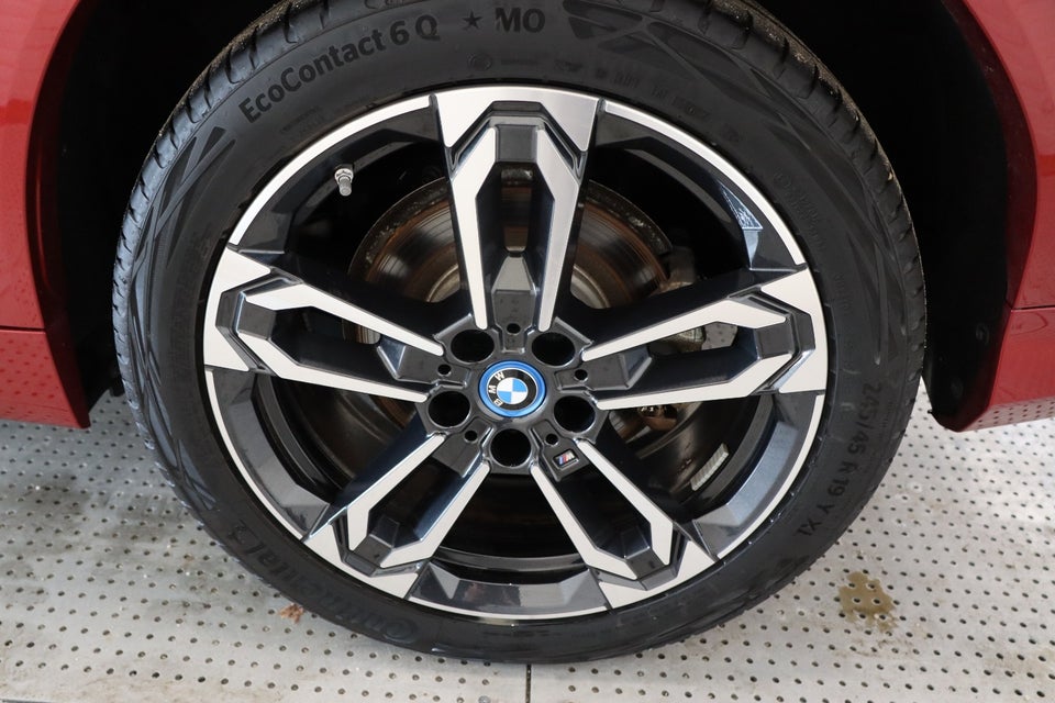 BMW iX2 eDrive20 M-Sport 5d