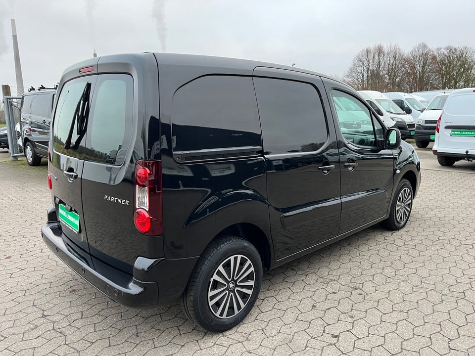 Peugeot Partner 1,6 BlueHDi 100 L1 Flex Van 5d