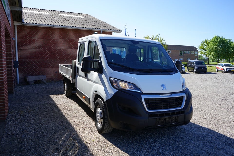 Peugeot Boxer 335 2,2 BlueHDi 165 L3 Plus 2d