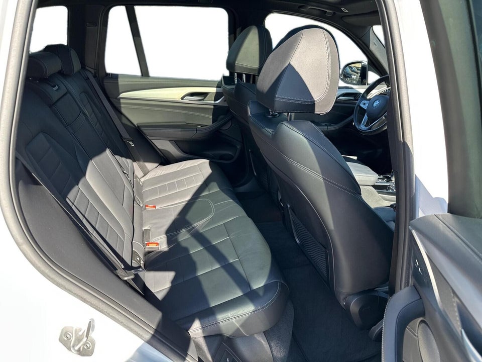 BMW iX3 Charged Plus 5d