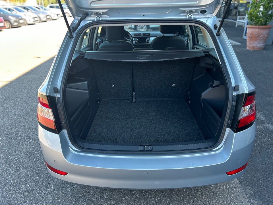 Skoda Fabia 1,0 MPi 60 Ambition Combi 5d