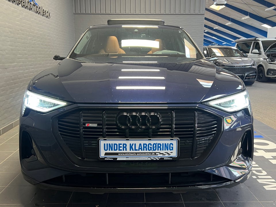 Audi e-tron 55 S-line quattro 5d