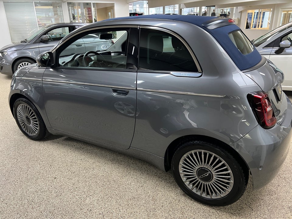 Fiat 500e Icon Cabrio 2d