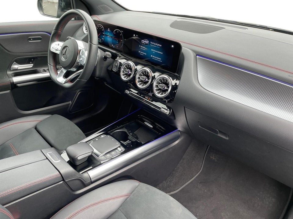 Mercedes EQA300 AMG Line 4Matic 5d