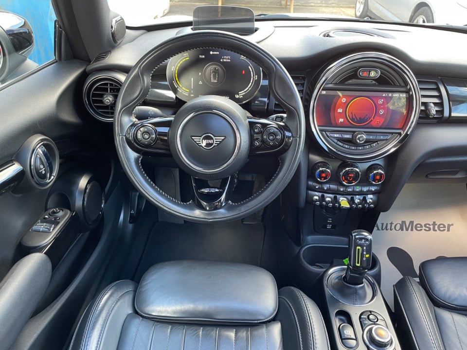 MINI Cooper SE Trim XL 3d