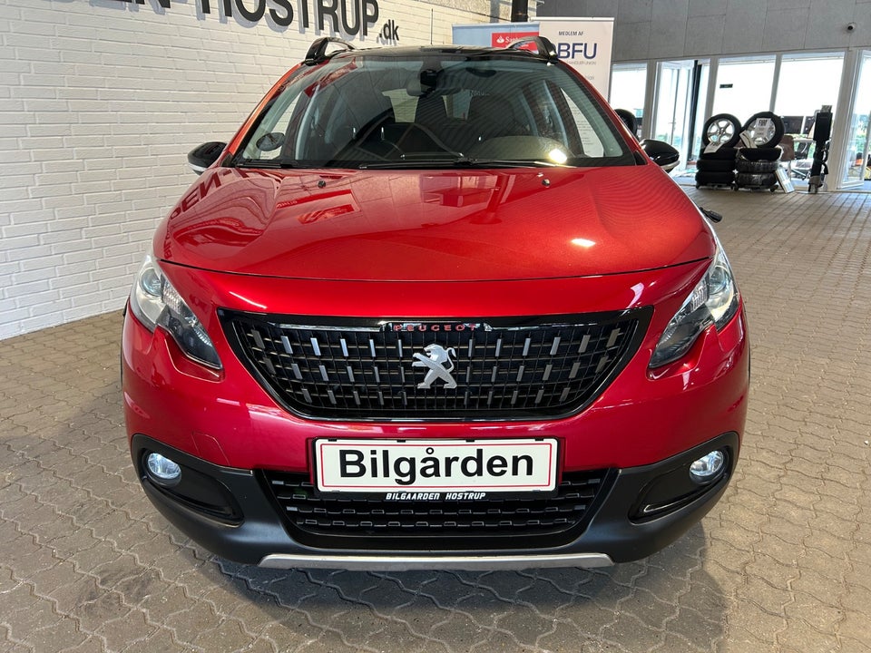 Peugeot 2008 1,6 BlueHDi 100 GT Line Sky 5d