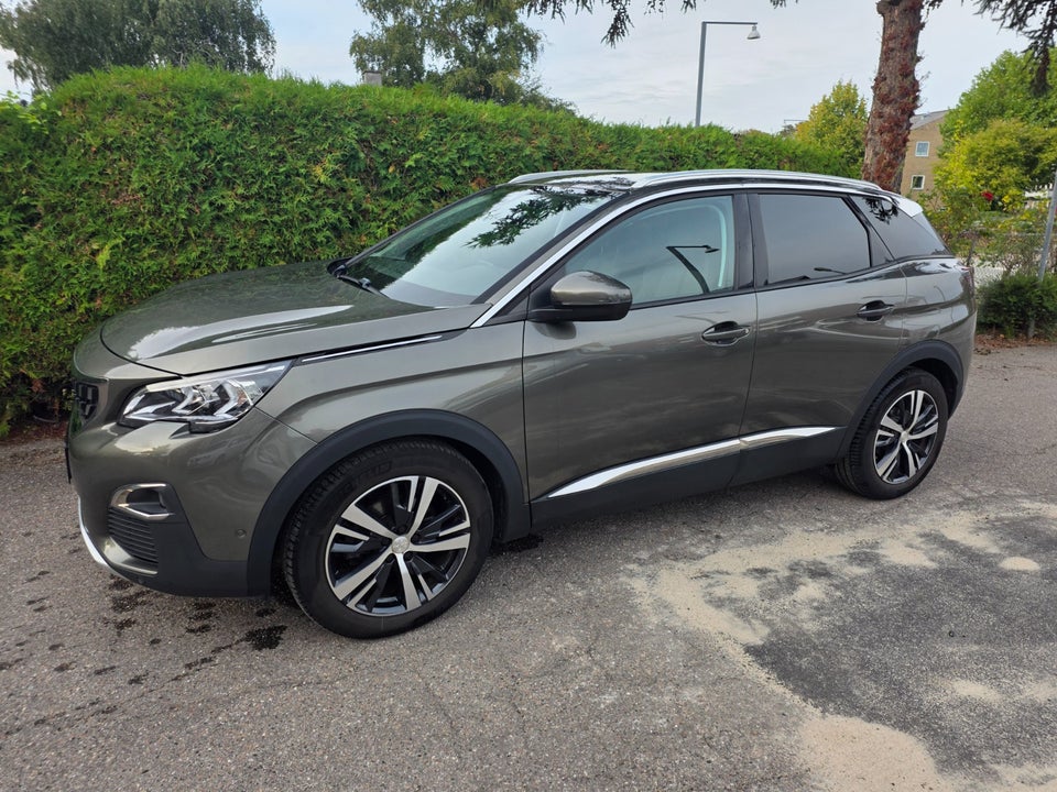 Peugeot 3008 1,2 e-THP 130 Allure EAT6 5d