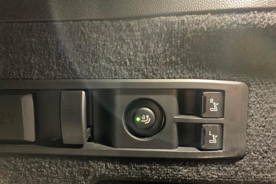 BMW iX xDrive40 Fully Charged 5d