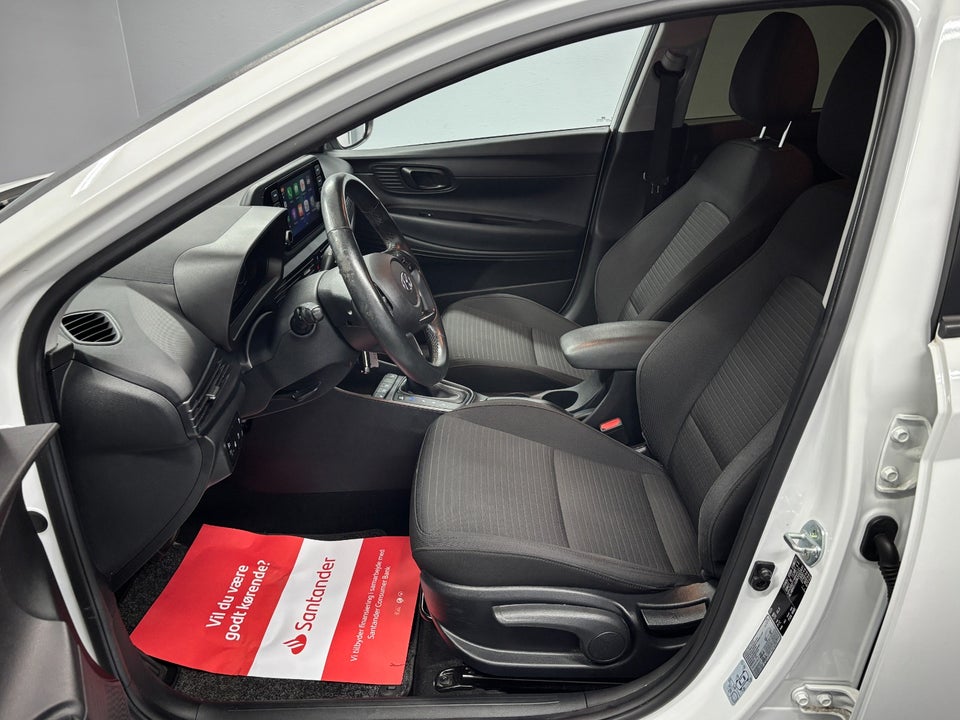 Hyundai i20 1,0 T-GDi Essential DCT 5d