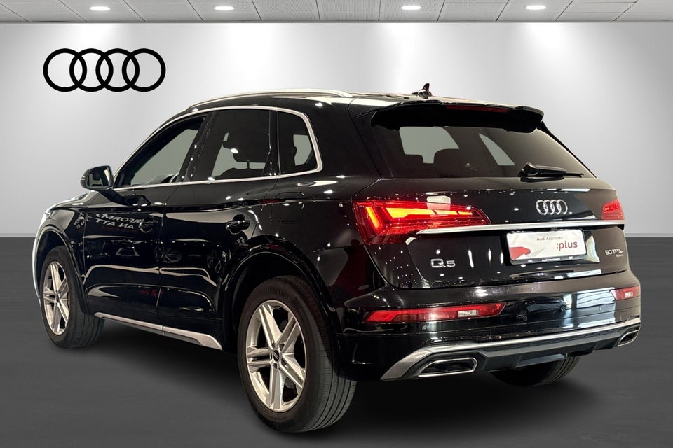 Audi Q5 50 TFSi e S-line quattro S-tr. 5d