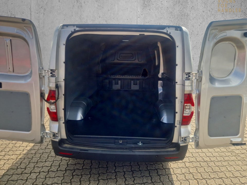 Maxus e-Deliver 3 50 Cargo Van LWB