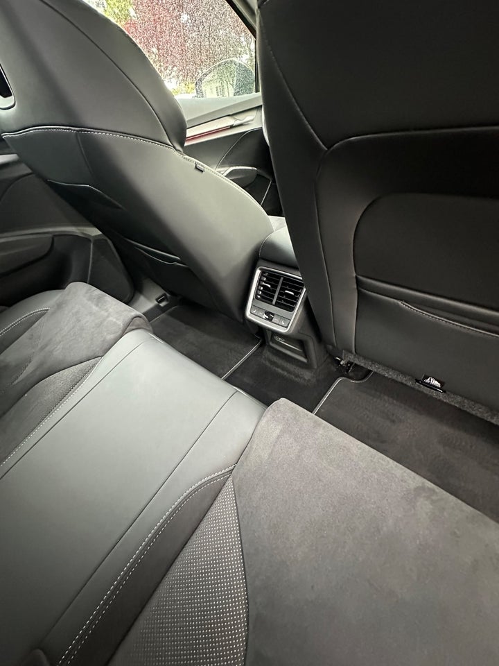 Skoda Enyaq 85 iV Sportline Advanced 5d