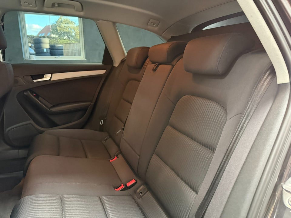 Audi A4 2,0 TDi 136 Ultra S-line Avant 5d