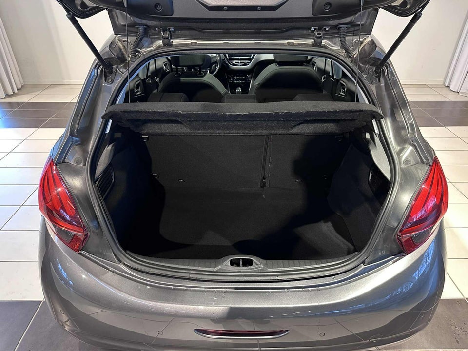 Peugeot 208 1,5 BlueHDi 100 Allure Sky 5d