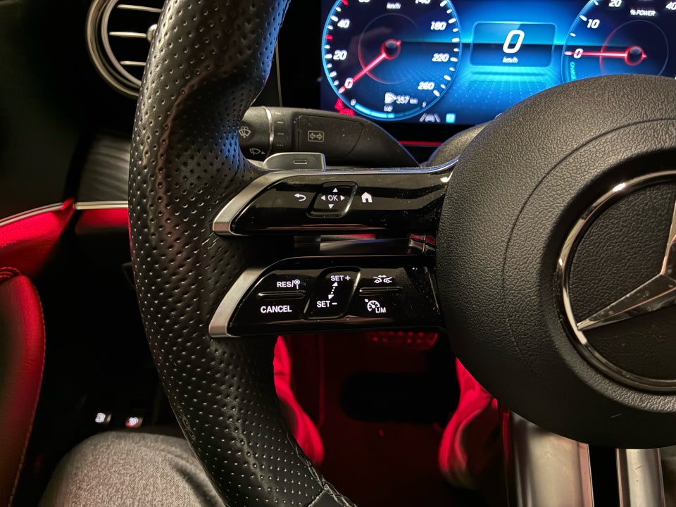 Mercedes E300 e 2,0 AMG Line aut. 4d