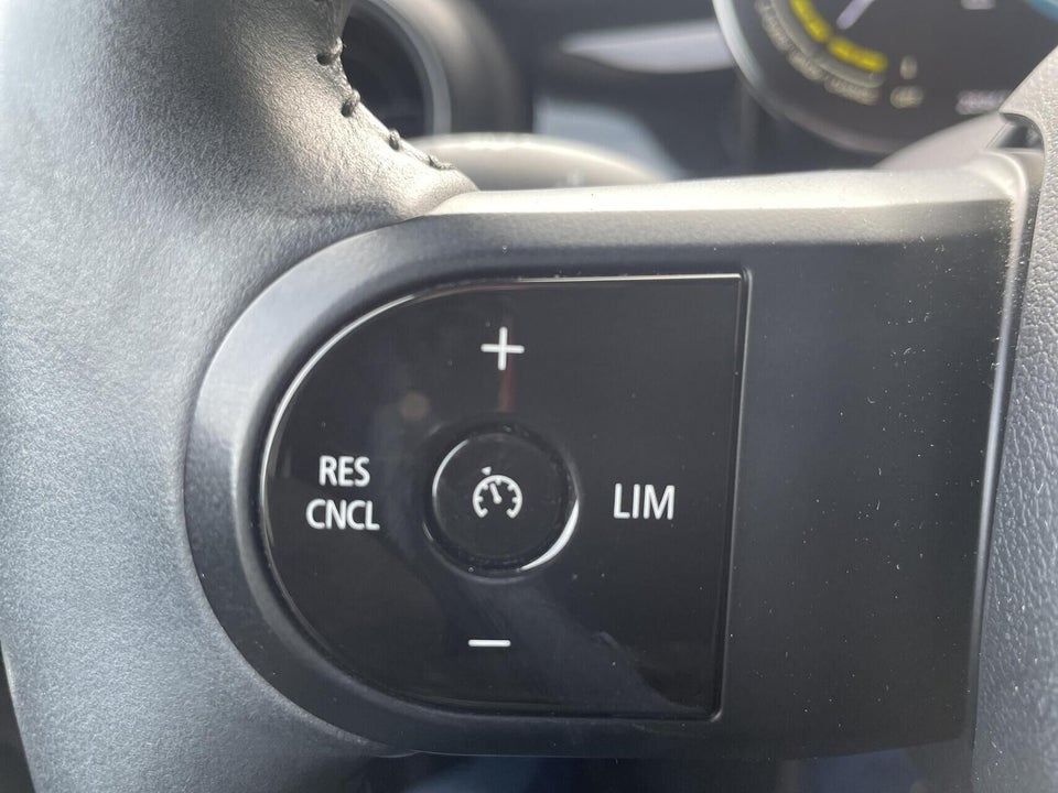 MINI Cooper SE Classic Trim 3d